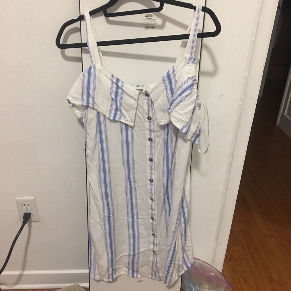 Off shoulder summer dress